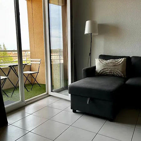 Le Jula - T2 Proche Centre - Parking Prive شقة