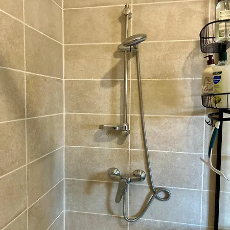 Le Jula - T2 Proche Centre - Parking Prive Apartment *