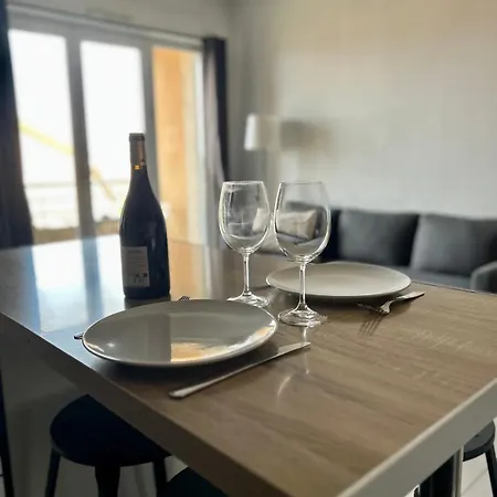 Le Jula - T2 Proche Centre - Parking Prive * Albi