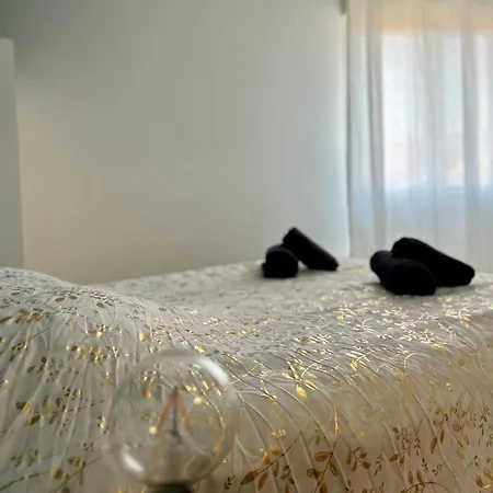 Apartment Le Jula - T2 Proche Centre - Parking Prive